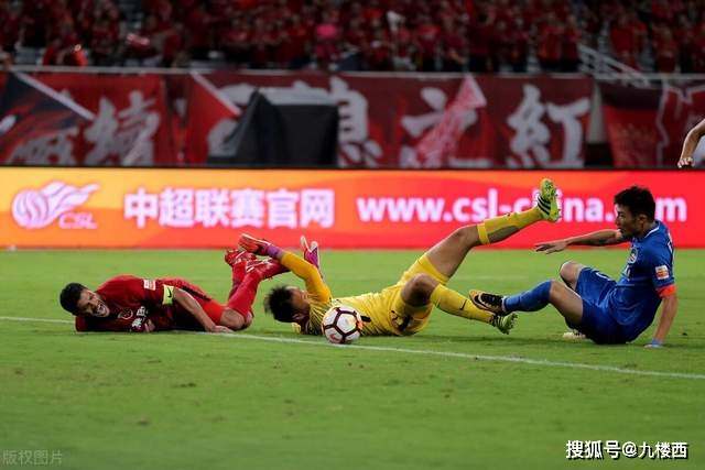 中国男队击败法国队 第12次捧起汤姆斯杯